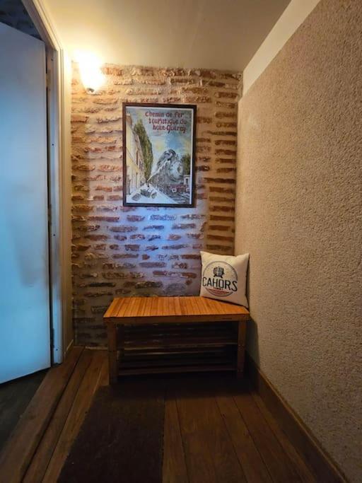 Апартаменты Sous Les Toits Du Vieux Cahors - 3Eme Etage Экстерьер фото